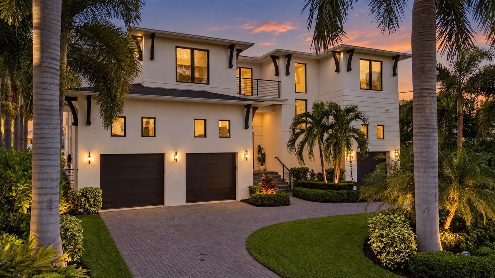 Photo of 5215 W NEPTUNE WAY, Tampa